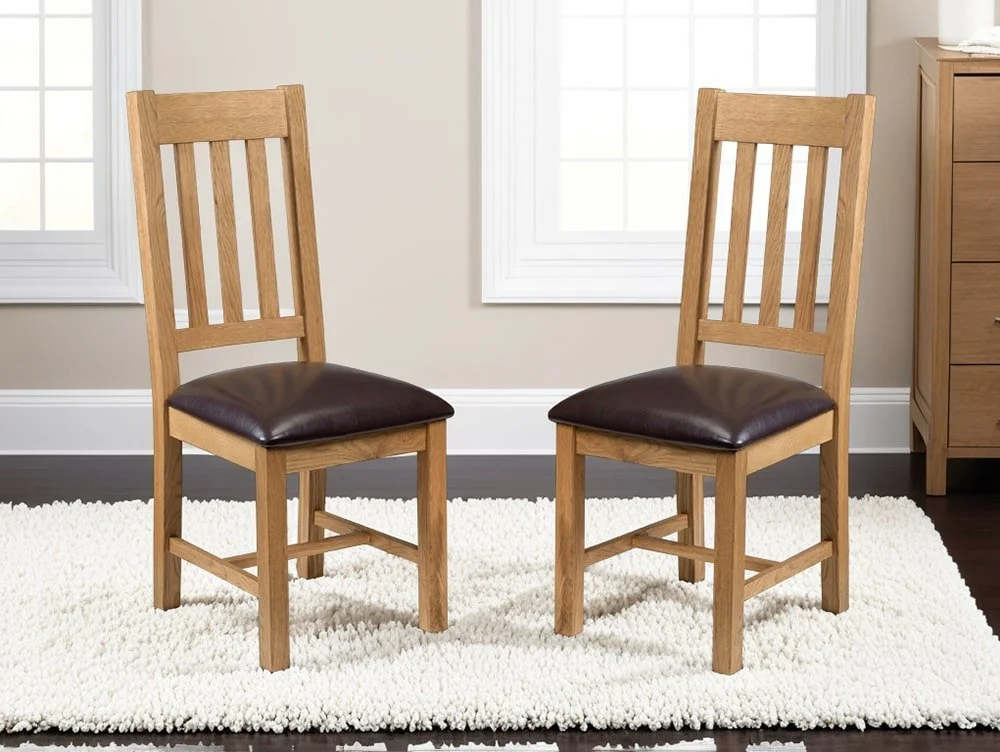 Julian Bowen Julian Bowen Astoria Set of 2 Waxed Oak Dining Chairs