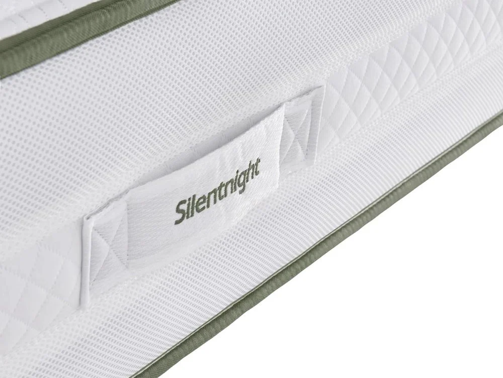 Silentnight Silentnight Airmesh Air Comfort Mirapocket 1600 4ft6 Double Mattress