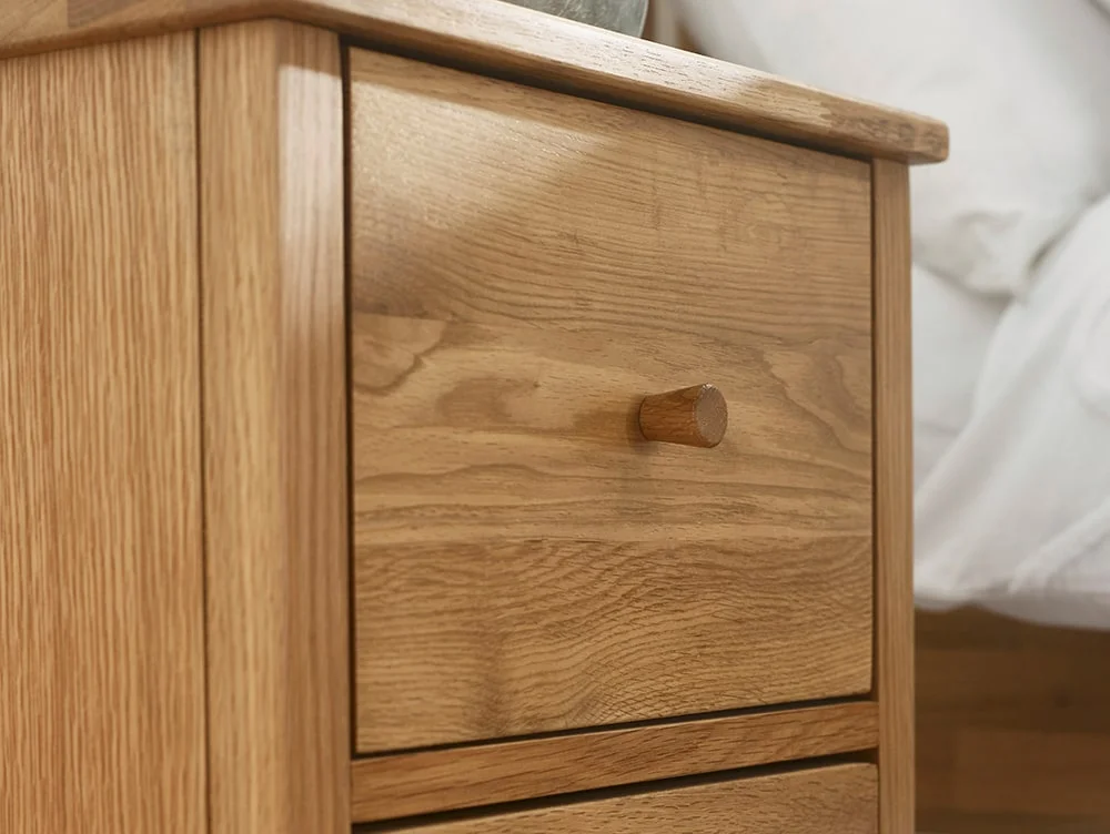 Julian Bowen Julian Bowen Coxmoor Oak 2 Drawer Bedside Table