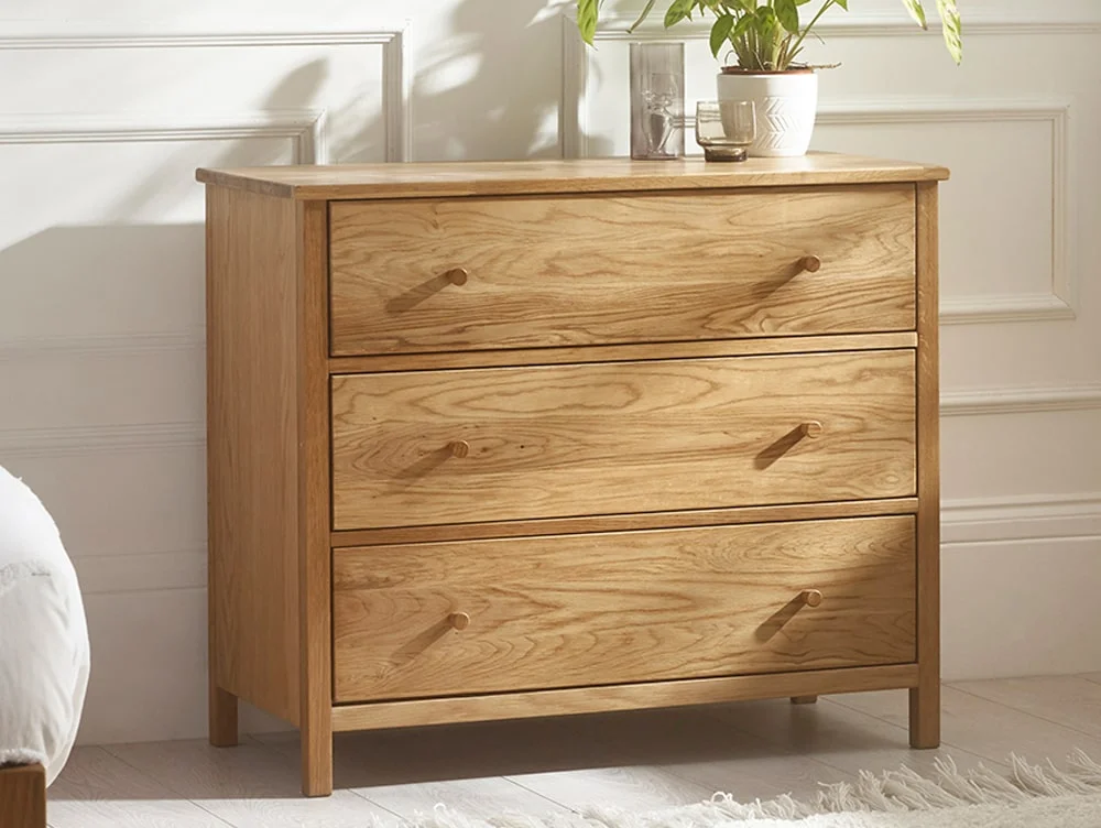 Julian Bowen Julian Bowen Coxmoor Oak 3 Drawer Chest of Drawers